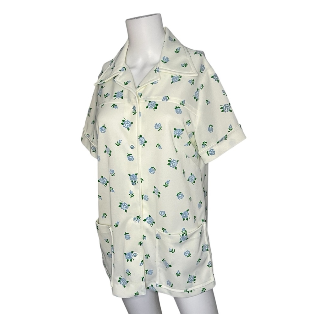 Vintage Sears Button Up Shirt White Blue Velvet Flowers Womens Knit